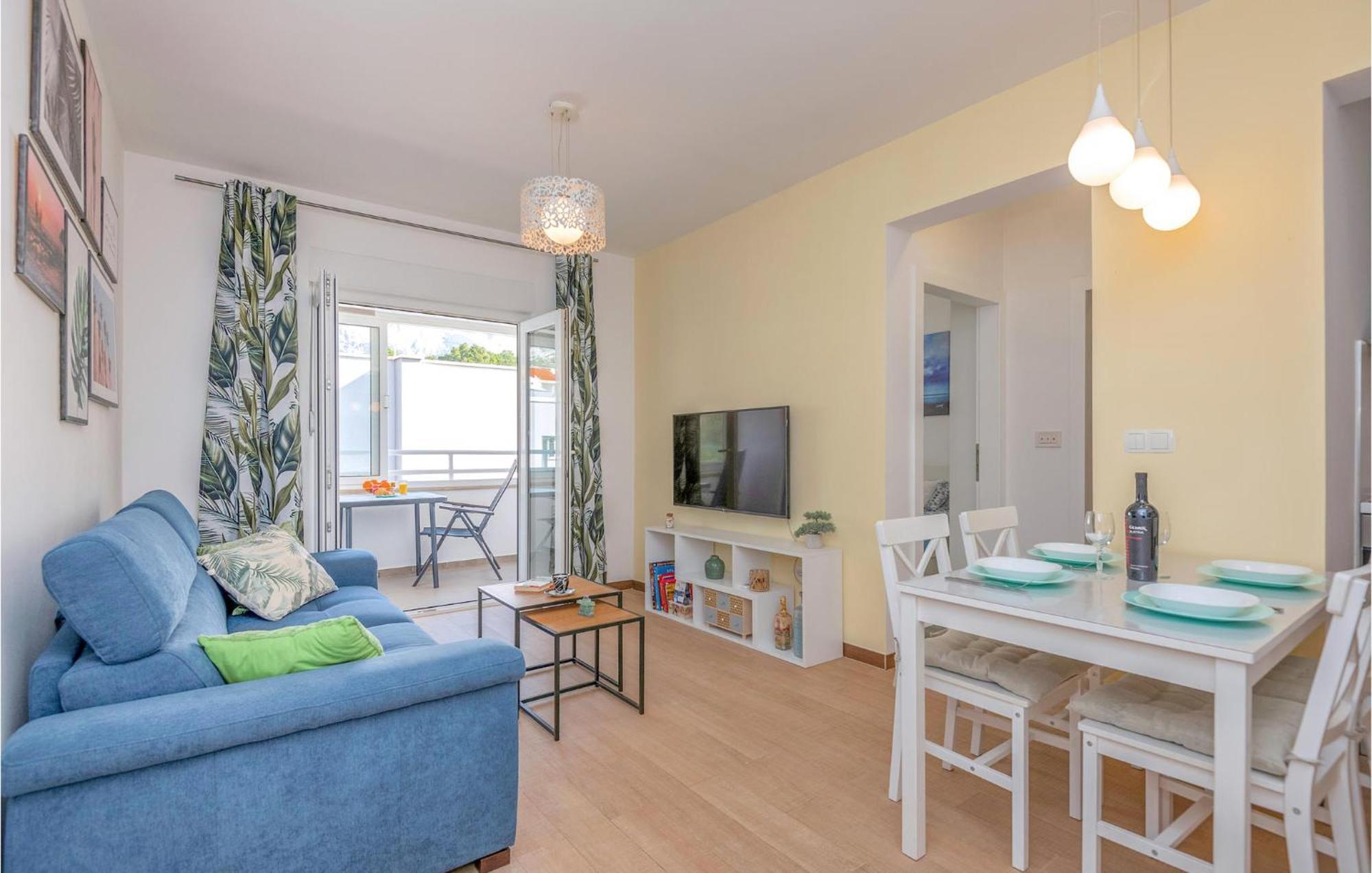 1 Bedroom Beautiful Apartment In Baška Voda Buitenkant foto